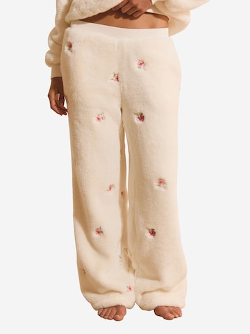 ETAM Pyjamabroek 'Bella' in Beige: voorkant