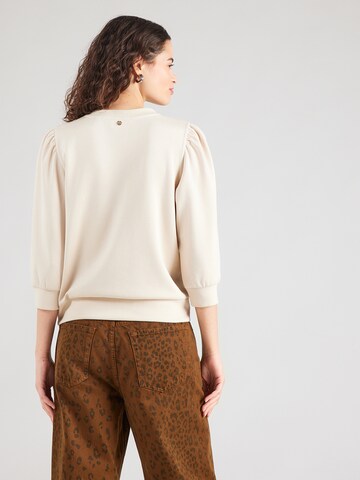 Rich & Royal Collegepaita värissä beige