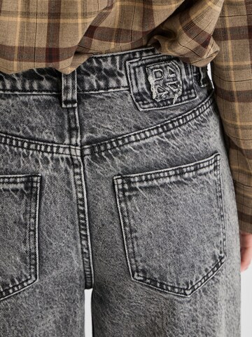 ROUGE EDIT Regular Jeans in Grau