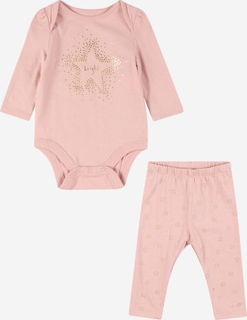 GAP Set in Pink: front