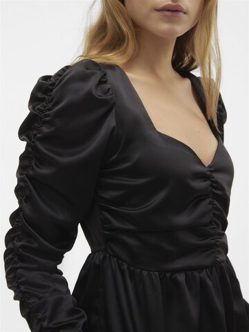 VERO MODA Bluse i sort