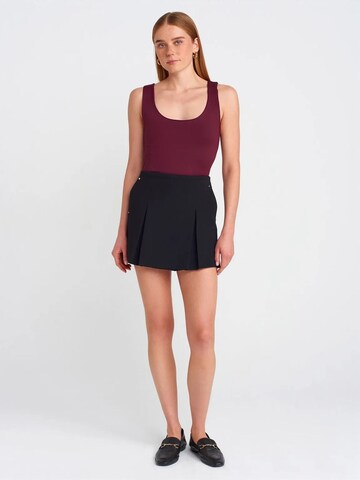Dilvin Top in Red