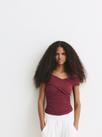Maglietta di Pull&Bear in rosso: frontale