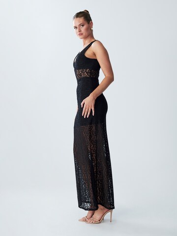 Robe de soirée 'SOLO' BWLDR en noir