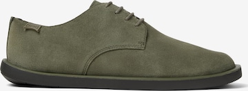 Chaussure à lacets 'Wagon' CAMPER en vert : devant