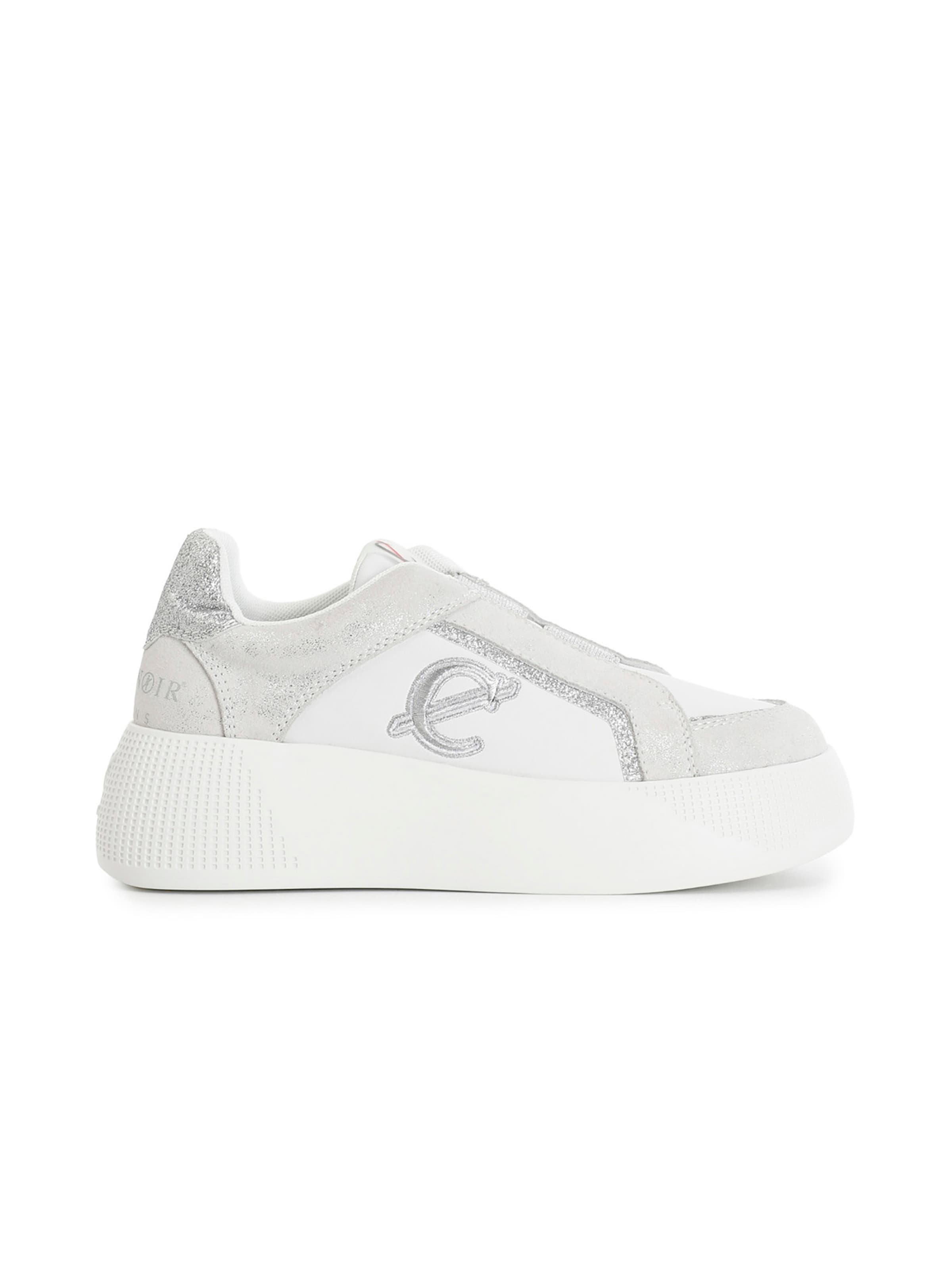 Sneaker bassa di CAFè NOIR in bianco