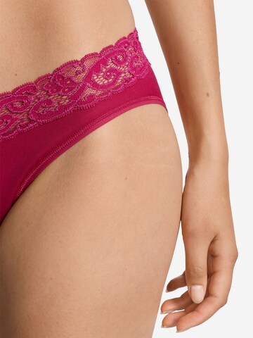 Hanro Panty ' Moments ' in Red