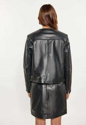 faina Between-Season Jacket in Black