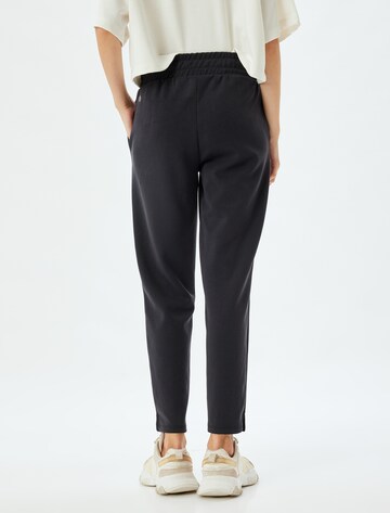 Koton Regular Broek in Zwart