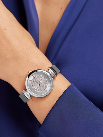 Montre à affichage analogique FURLA en argent : devant