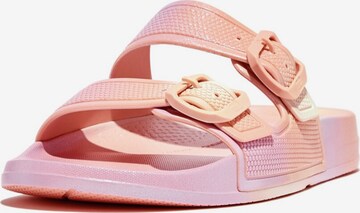 FitFlop T-Bar Sandals in Pink: front