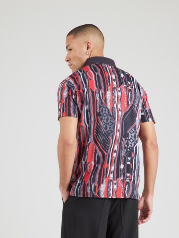 T-Shirt Carlo Colucci en rouge : derrière