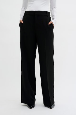My Essential Wardrobe Loosefit Pantalon in Zwart: voorkant