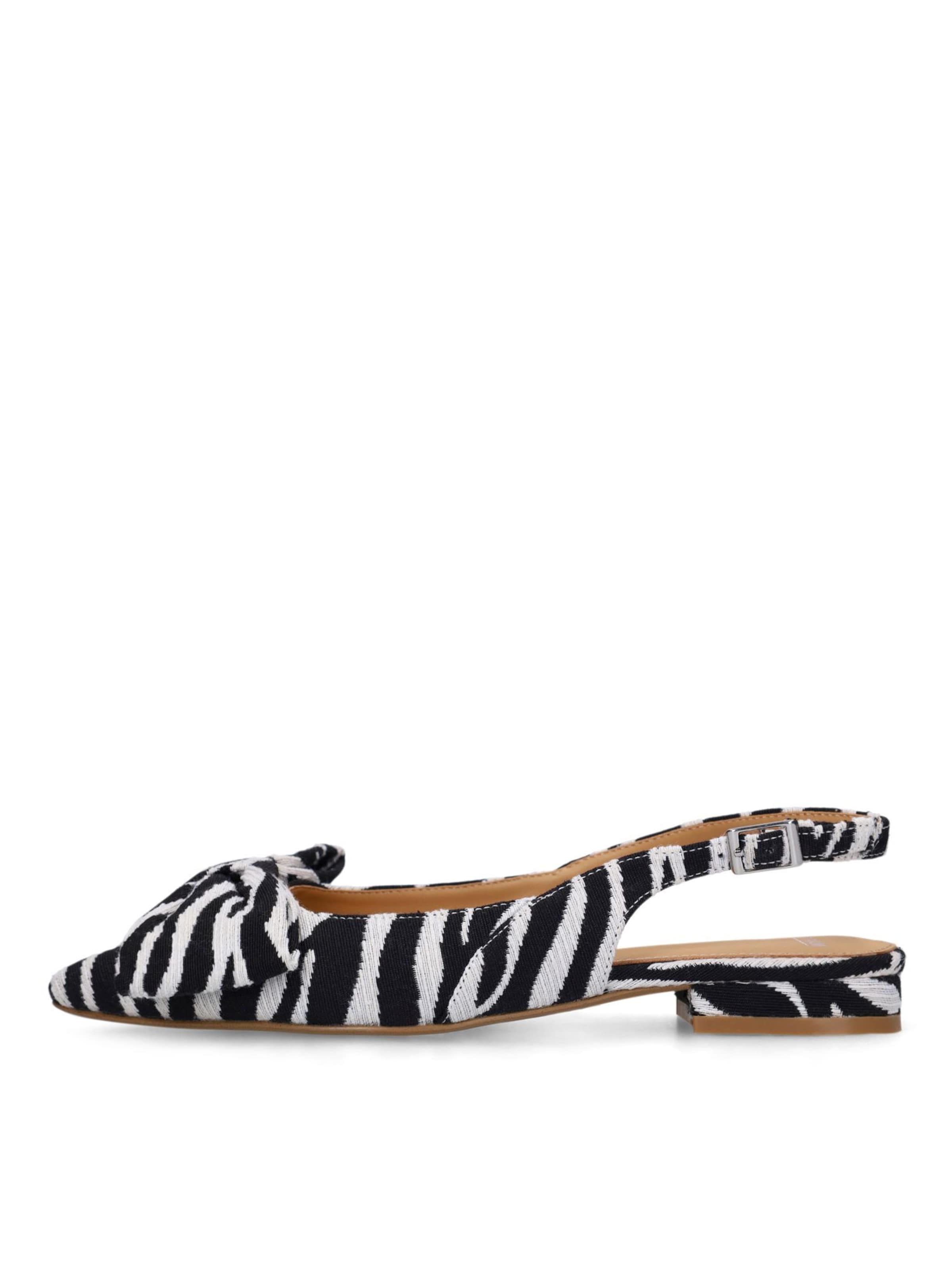 MANFIELD Ballerina met riempjes in Zwart
