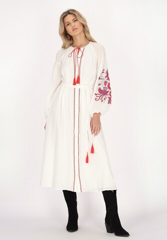 usha FESTIVAL Shirt dress in White: front
