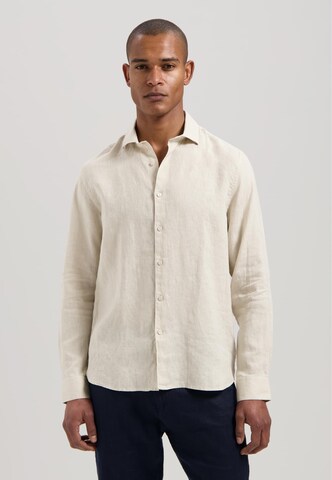 Coupe regular Chemise 'The Jagger' Dstrezzed en beige : devant
