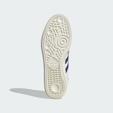 Baskets basses 'Handball Spezial' ADIDAS ORIGINALS en blanc