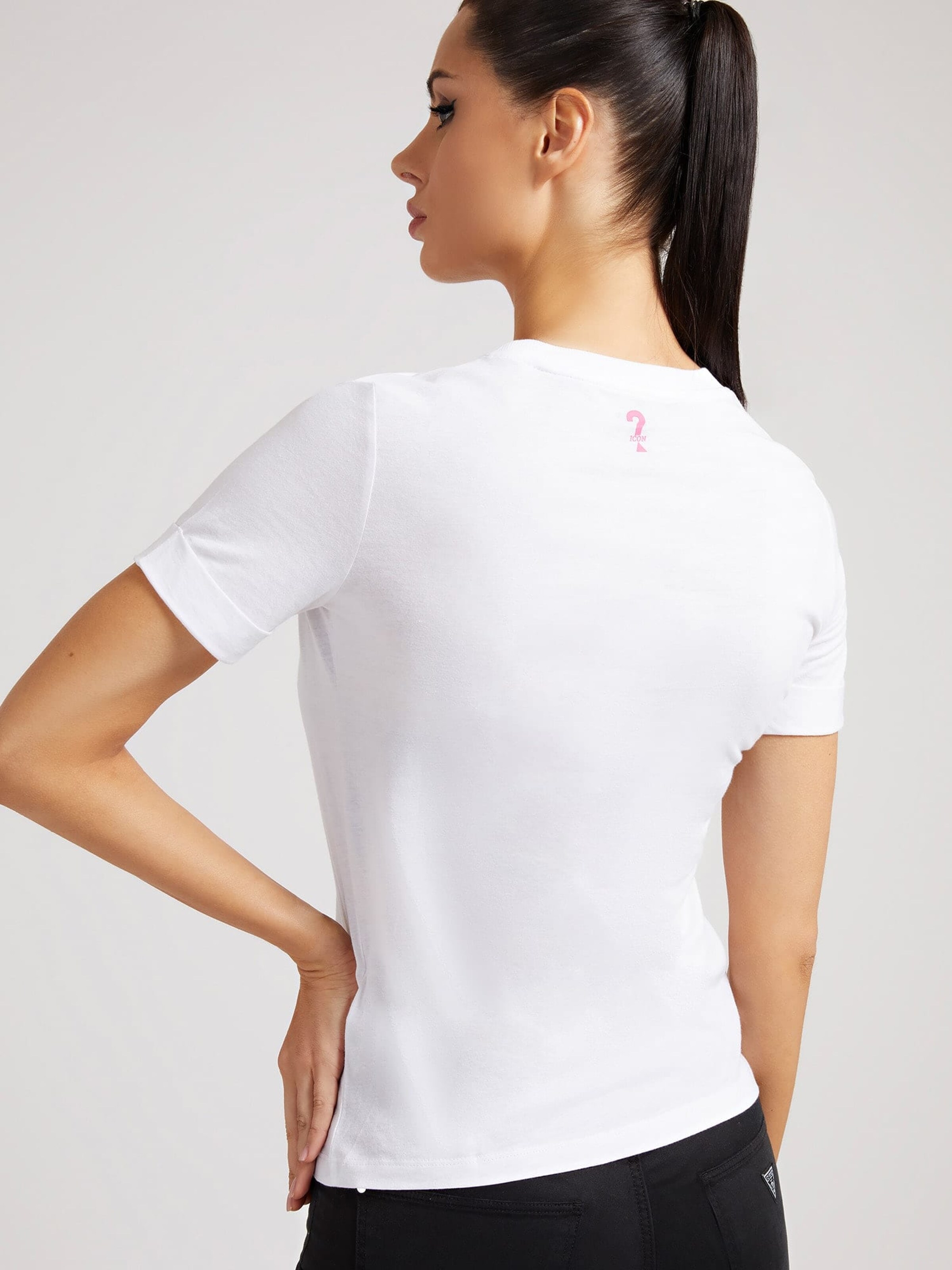Frauen Shirts & Tops GUESS T-Shirt in Weiß - GL83811 Frauen Shirts & Tops GUESS T-Shirt in Weiß - GL83811