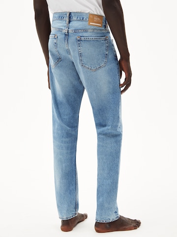 ARMEDANGELS Regular Jeans 'Dylaano' in Blauw