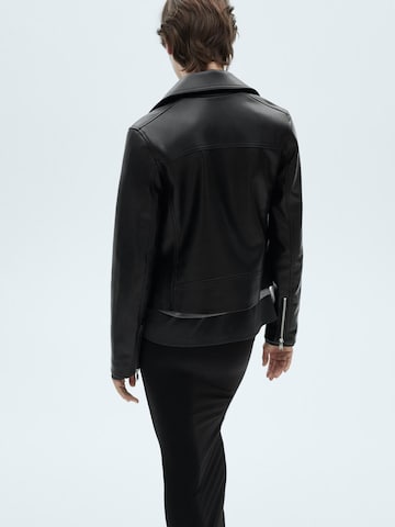 MANGO Jacke 'Liz' in Schwarz