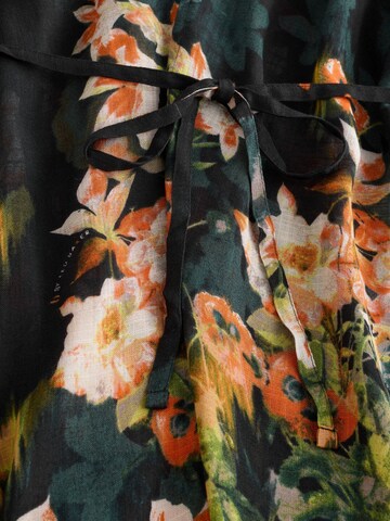 B by Ted Baker Lyhyt kylpytakki värissä musta