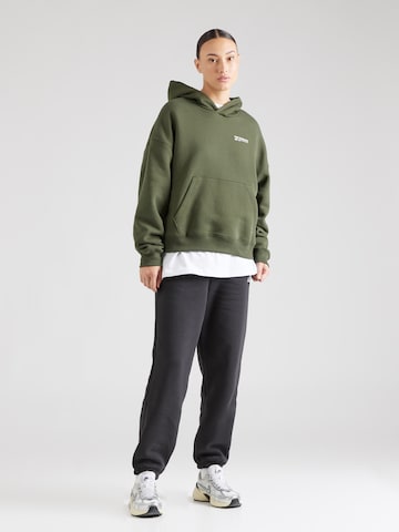 new balance Sweatshirt 'Heritage' i grön