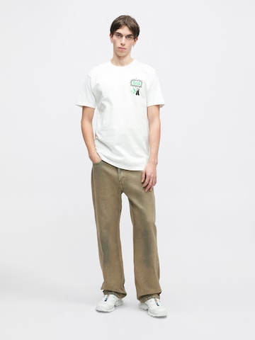 HUF Shirt 'Everybody Get Loose' in Wit