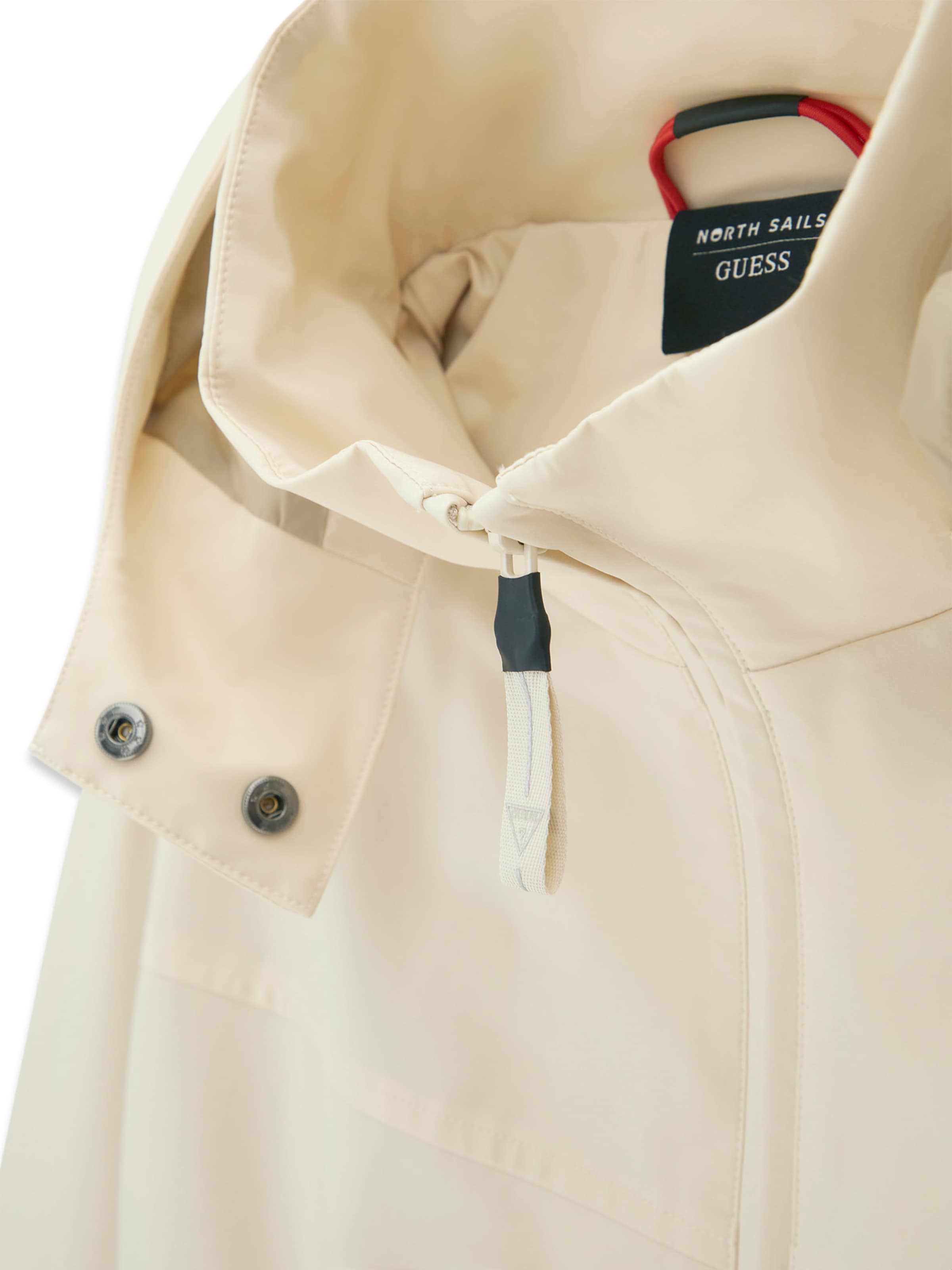 GUESS - Chaqueta funcional en beige