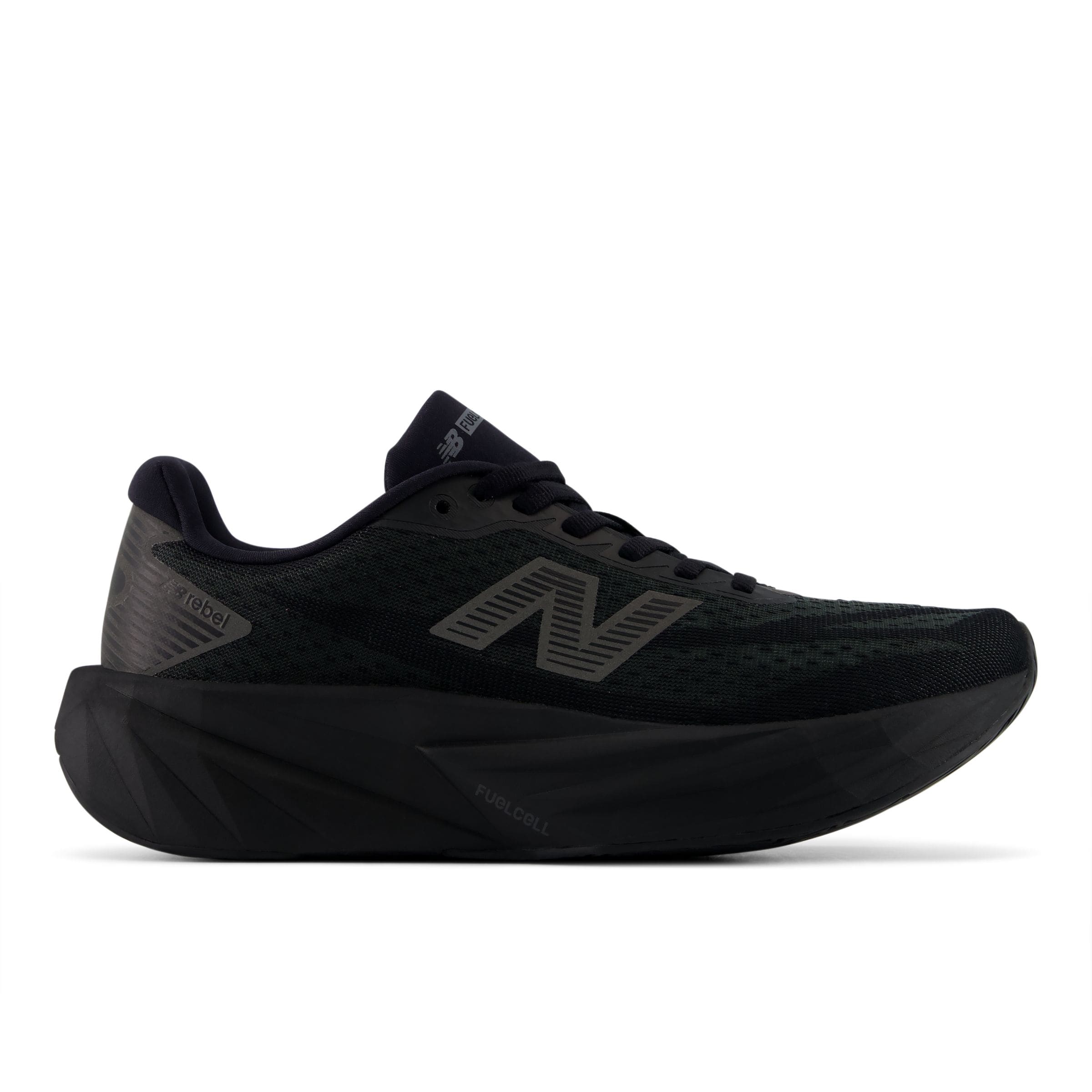 new balance 'FuelCell Rebel v5 Grey Days'. in Schwarz