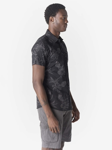 KOROSHI Slim fit Button Up Shirt in Black