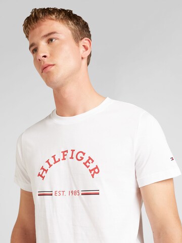 T-Shirt TOMMY HILFIGER en blanc
