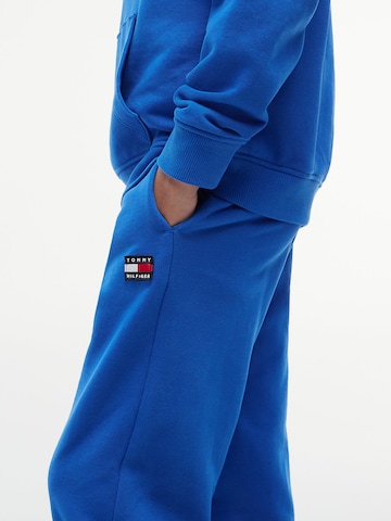 Effilé Pantalon TOMMY HILFIGER en bleu