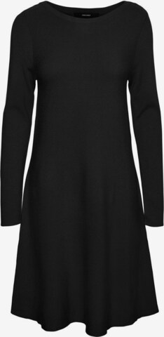 Robes en maille 'NANCY' Vero Moda Curve en noir : devant