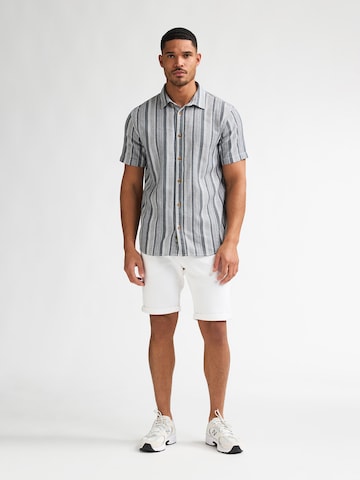 Petrol Industries Средняя посадка Рубашка в Синий