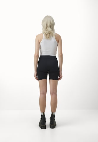 Nike Sportswear Skinny Legíny 'Classics' - Čierna