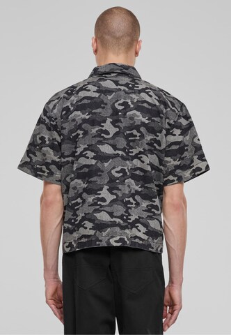Urban Classics - Ajuste confortable Camisa en gris