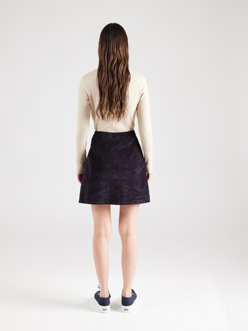 Gonna 'Svea' di mazine in nero