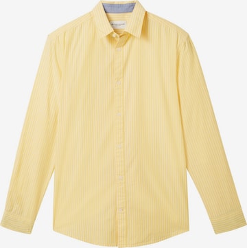 Coupe regular Chemise TOM TAILOR en jaune : devant