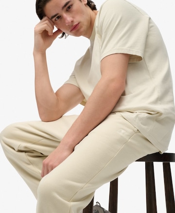 Effilé Pantalon Superdry en beige