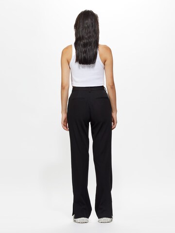 Young Poets Loose fit Trousers with creases 'Denise' in Black