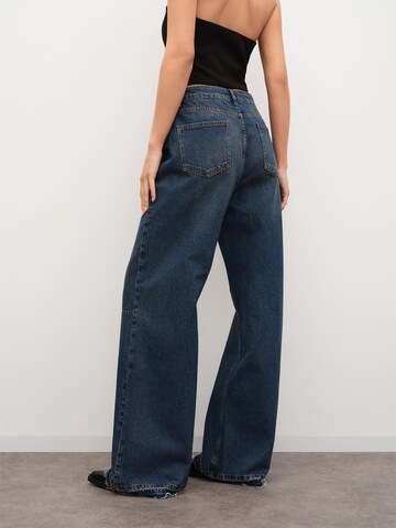 Flared Jeans 'Tall' di RÆRE by Lorena Rae in blu