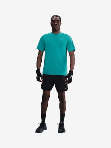 NIKE Funktionsshirt 'Hyverse' in Grün: Vorderseite