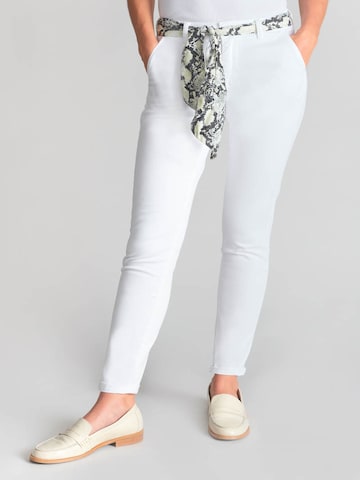 Regular Pantalon chino 'Dyli 5' Le Temps Des Cerises en blanc : devant