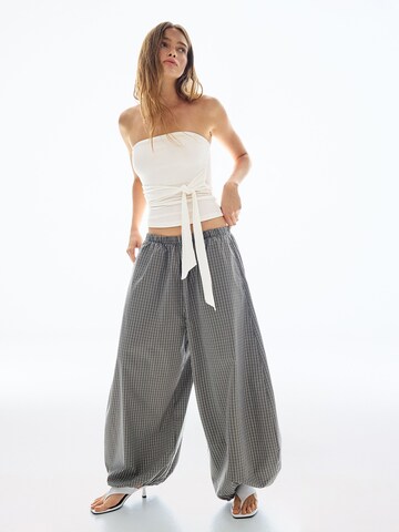 Bershka Top – bílá