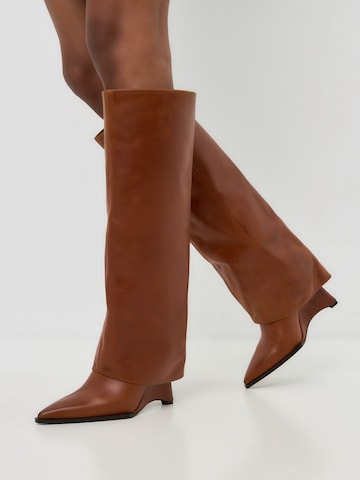 CESARE GASPARI Stiefel in Braun