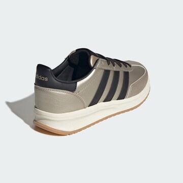 Baskets basses 'RUN 70s 2.0' ADIDAS SPORTSWEAR en argent