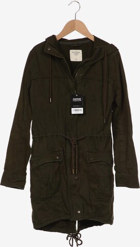 Abercrombie & Fitch Jacket & Coat in XS in Green: front