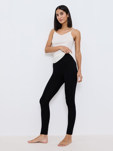 TRIUMPH - Pantalón de pijama ' Beauty Layers ' en negro