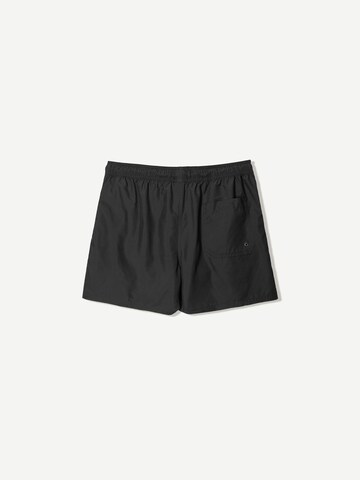 Bershka Plavecké šortky – černá