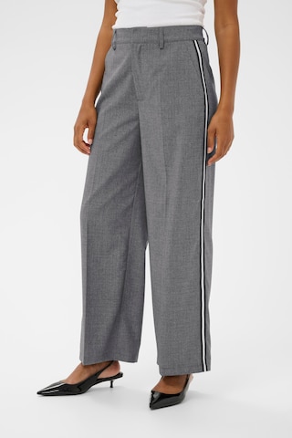 Regular Pantalon à plis 'KARamona' Kaffe en gris : devant